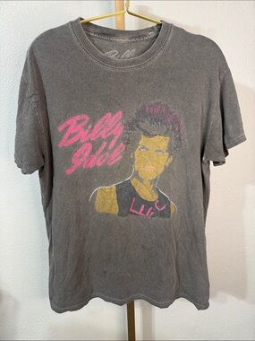 BILLY IDOL- Graphic Crew Neck T-Shirt - Gray with Pink Accents- Medium